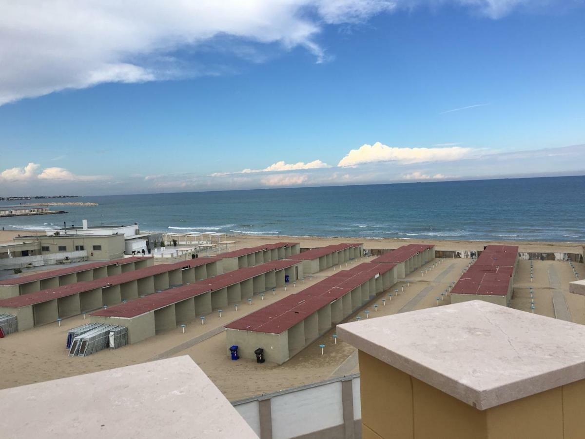 Appartamento Di Fronte Al Mare By Apulia Accommodation 巴里 外观 照片
